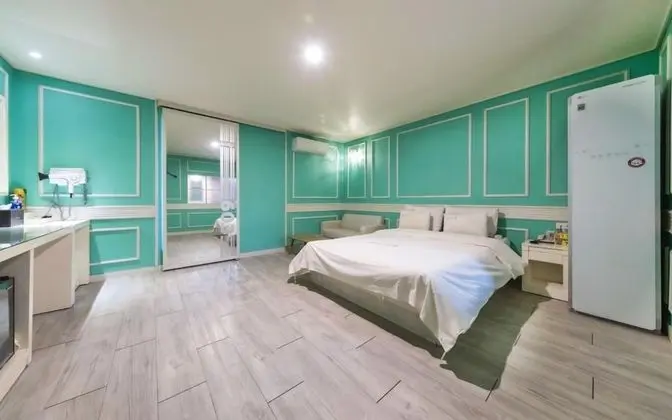 Oda (Deluxe (no breakfast styler Netflix &)