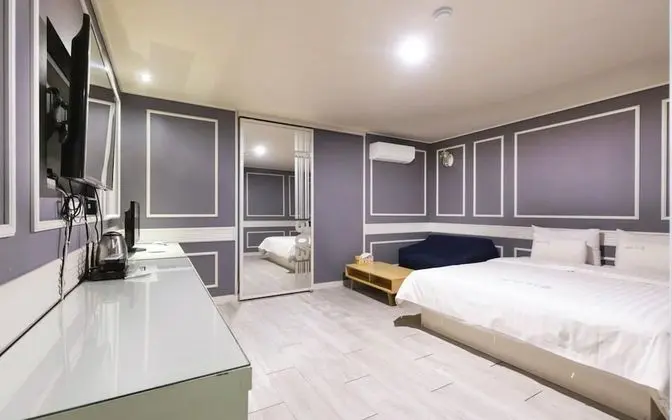 Oda (Deluxe (no breakfast styler Netflix &)