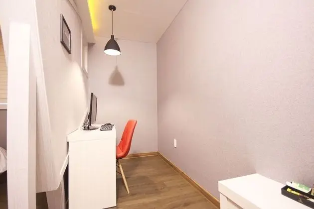 Oda (Semi-Suite room A (Netflix viewing av)