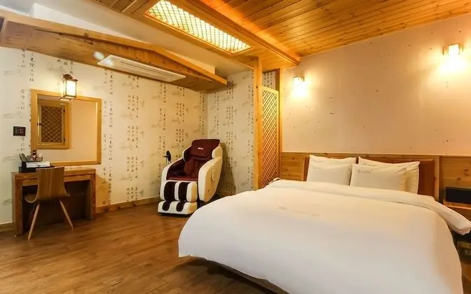 Oda (Special room (Netflix viewing availab)