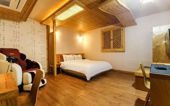 Oda (Special room (Netflix viewing availab)