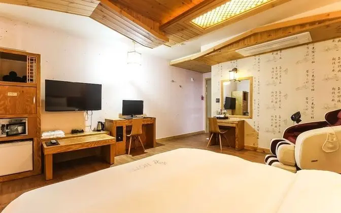 Oda (Special room (Netflix viewing availab)