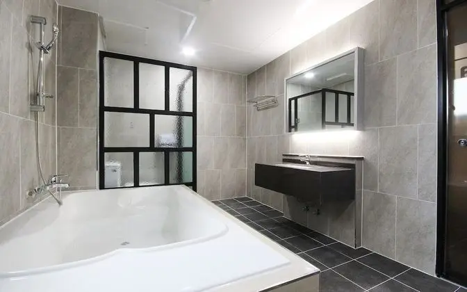 Oda (Deluxe (high specification 1PC Netfli)