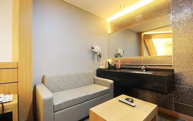 Oda (Deluxe (high specification 1PC Netfli)