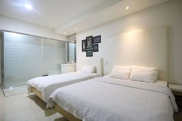 Oda (Twin (double single bed breakfast/Tue)