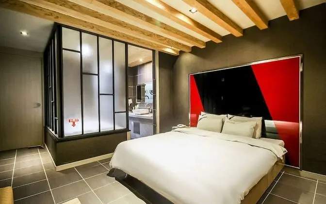 Oda (Special room (Netflix viewing availab)