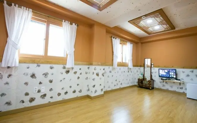 Oda (New Building - 3F Shin Saimdang)