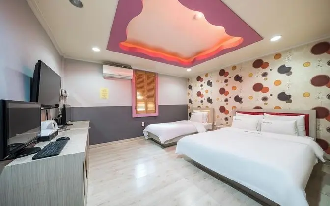 Oda (Twin Room)