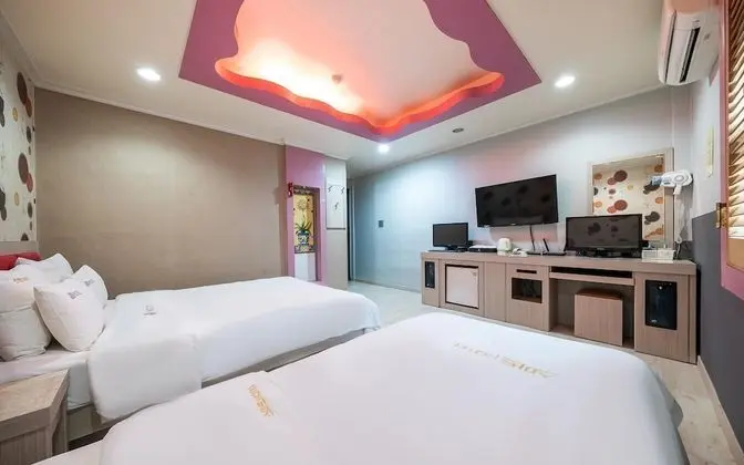 Oda (Twin Room)