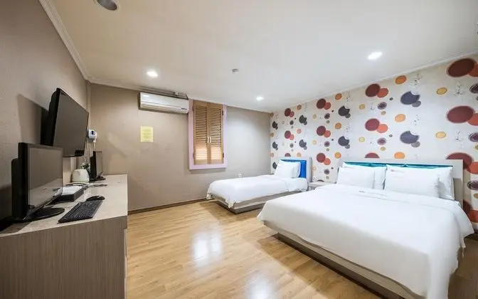Oda (Twin Room)