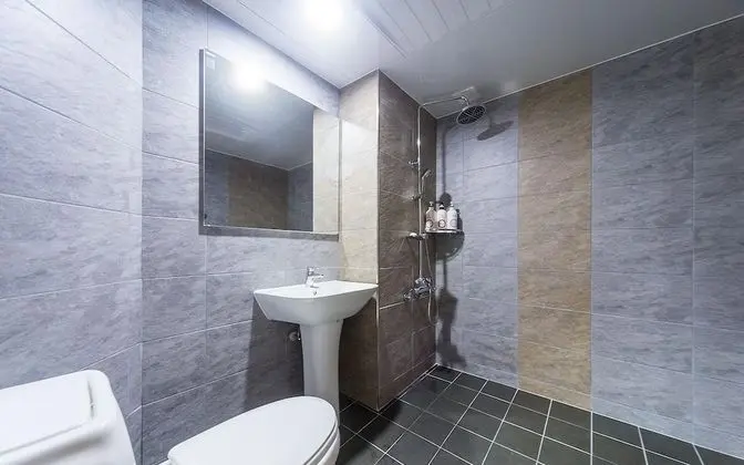 Oda (Deluxe Room (Netflix viewing mobile p)