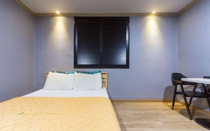 Oda (Deluxe Room (Netflix viewing mobile p)