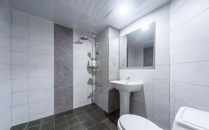 Oda (Deluxe Room (Netflix viewing mobile p)