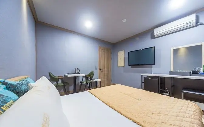 Oda (Standard Room (Netflix viewing mobile)