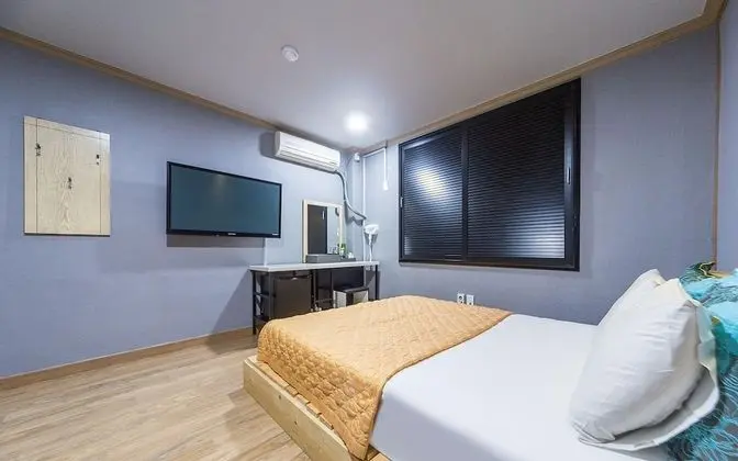 Oda (Standard Room (Netflix viewing mobile)