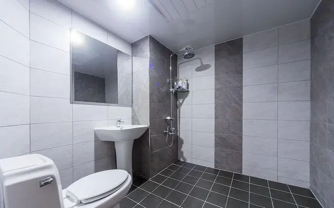 Oda (Twin Room (Netflix viewing possible m)