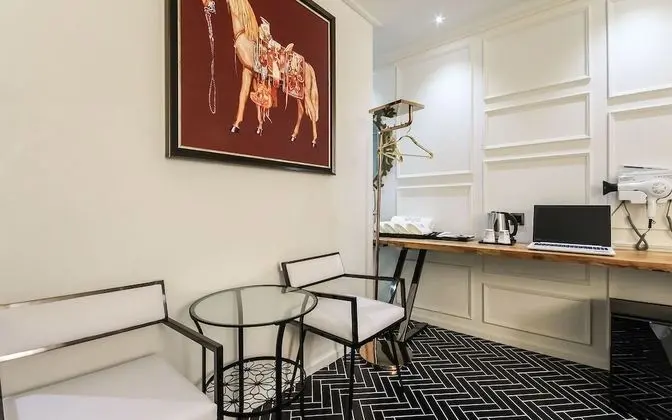 Oda (Premium Double (Bathtub) (Netflix Ava)