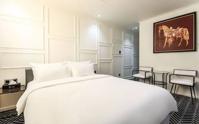 Oda (Premium Double (Bathtub) (Netflix Ava)