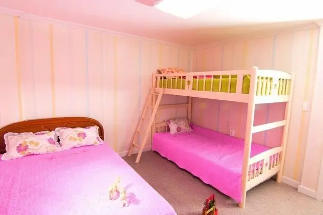 Üç Kişilik Oda (Base 3pax, Extra fee15000/pax on site)