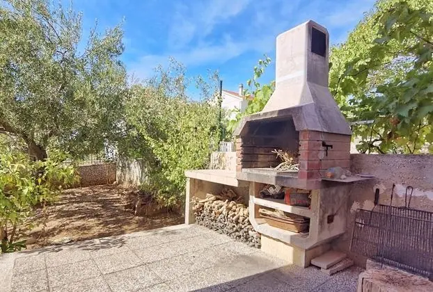 Apart Daire (Jera -  barbecue and free berth for b)