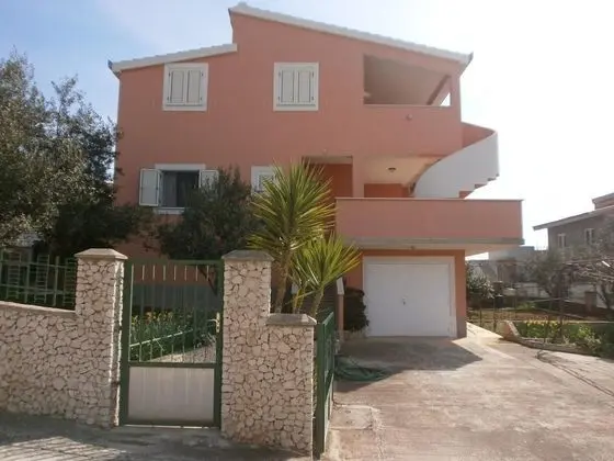 Apart Daire (Jera -  barbecue and free berth for b)