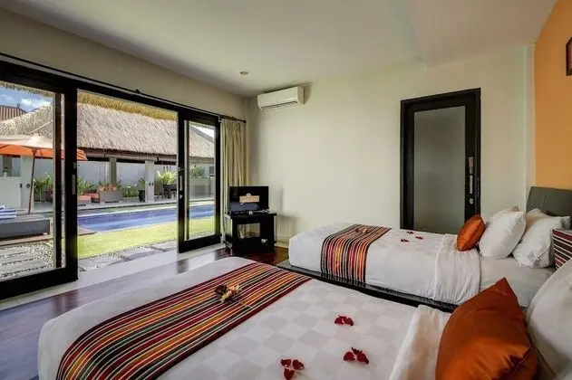 Villa, 2 Yatak Odası, Kişiye Özel Havuzlu, Havuz Manzaralı