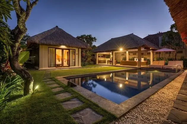 Villa, 3 Yatak Odası, Kişiye Özel Havuzlu, Havuz Manzaralı