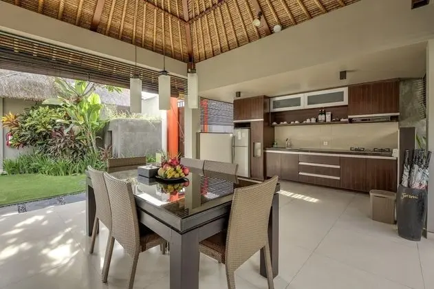 Villa, 3 Yatak Odası, Kişiye Özel Havuzlu, Havuz Manzaralı
