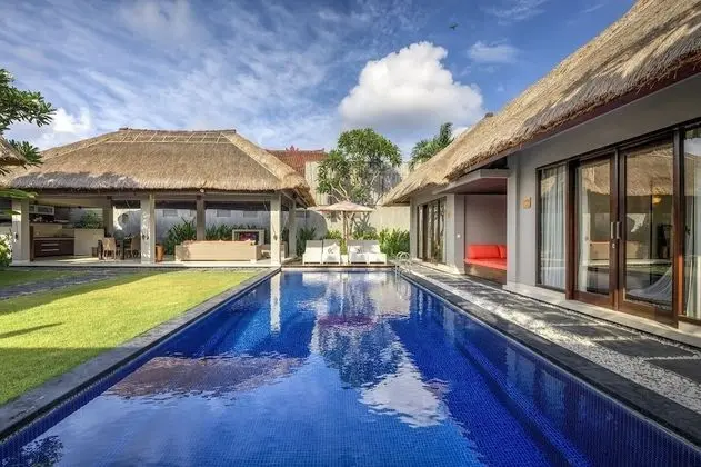 Villa, 3 Yatak Odası, Kişiye Özel Havuzlu, Havuz Manzaralı