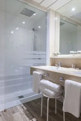 Superior Tek Büyük Yataklı Oda