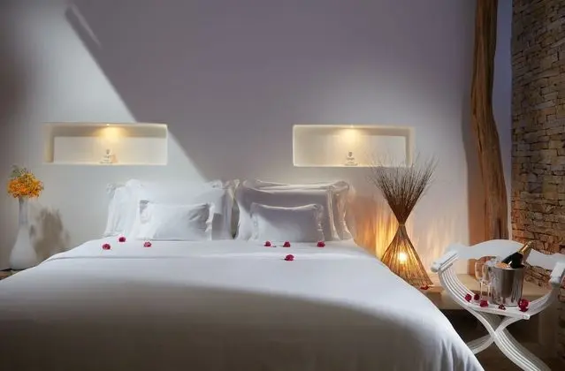 Deluxe Süit, Balkon, Havuz Manzaralı