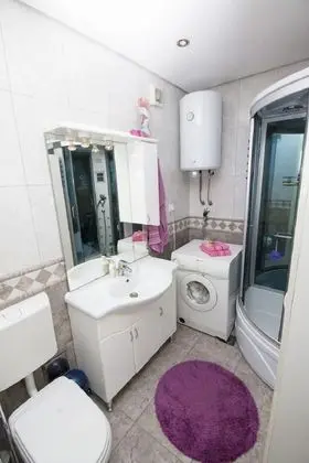 Apart Daire (Jerko - 200 m from beach - A1(3+2))
