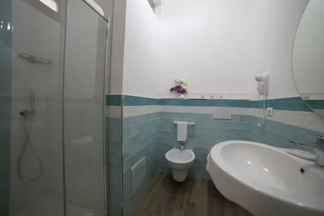 Comfort Oda, 1 Büyük (Queen) Boy Yatak, Engellilere Uygun