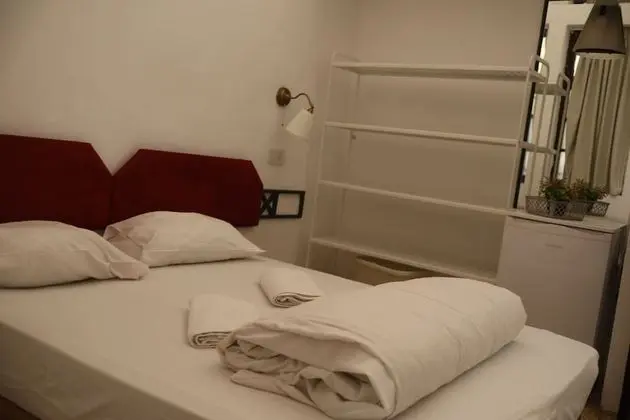Economy Tek Büyük Yataklı Oda