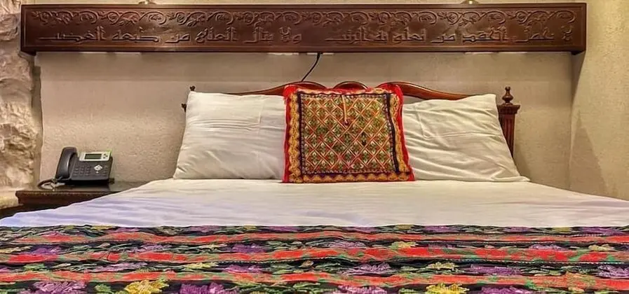 Tek Büyük Yataklı Oda, Balkon
