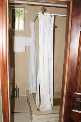 Deluxe Oda, 1 Büyük (Queen) Boy Yatak, Özel Banyo