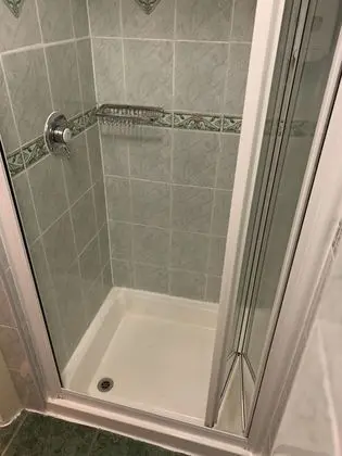 Standard Tek Kişilik Oda, Ortak Banyo