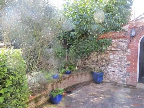 Kır Evi, Özel Banyo, Avlu Manzaralı