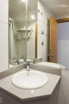 Basic Stüdyo, Özel Banyo