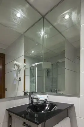 Basic Stüdyo, Özel Banyo