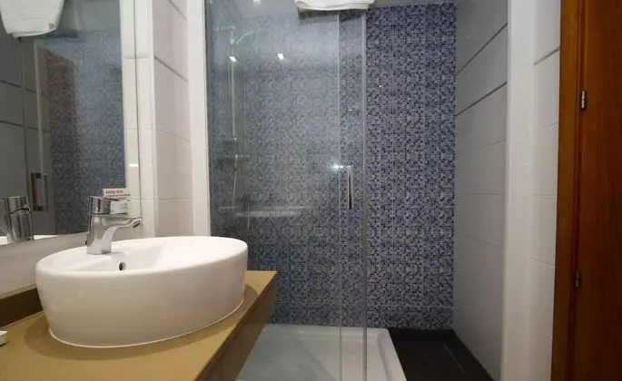 Superior Apart Daire, 2 Yatak Odası, 2 Banyolu, Denize Sıfır