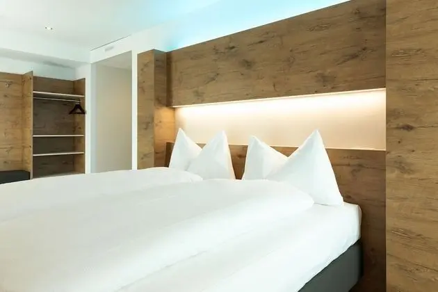 Deluxe Tek Büyük veya İki Ayrı Yataklı Oda