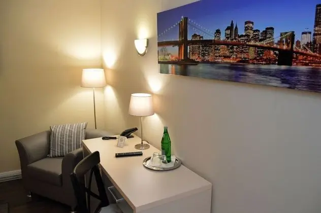 Comfort Tek Büyük Yataklı Oda