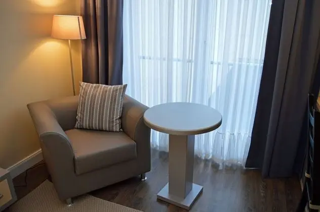 Comfort Tek Büyük Yataklı Oda