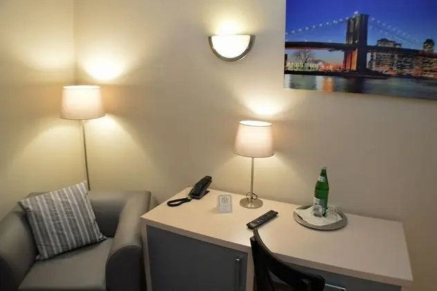 Comfort Tek Büyük Yataklı Oda