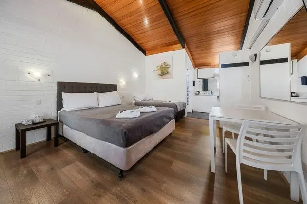 Deluxe İki Ayrı Yataklı Oda, Birden Çok Yatak, Engellilere Uygun, Buzdolabı ve Mikrodalga