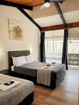 Deluxe İki Ayrı Yataklı Oda, Birden Çok Yatak, Engellilere Uygun, Buzdolabı ve Mikrodalga