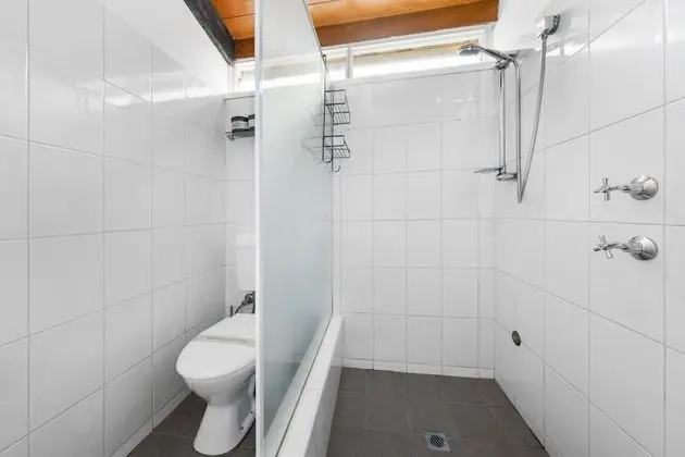 Standard Oda, 1 Büyük (Queen) Boy Yatak, Sigara İçilmez, Buzdolabı ve Mikrodalga