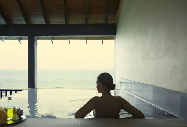 Themed Suite with Pool