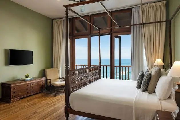 Themed Suite with Pool